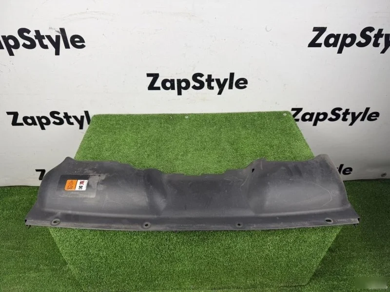 Накладка замка капота Ford Focus 2 2008-2011