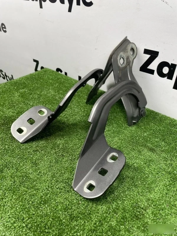 Петля капота Ford Focus 3 2011-2019