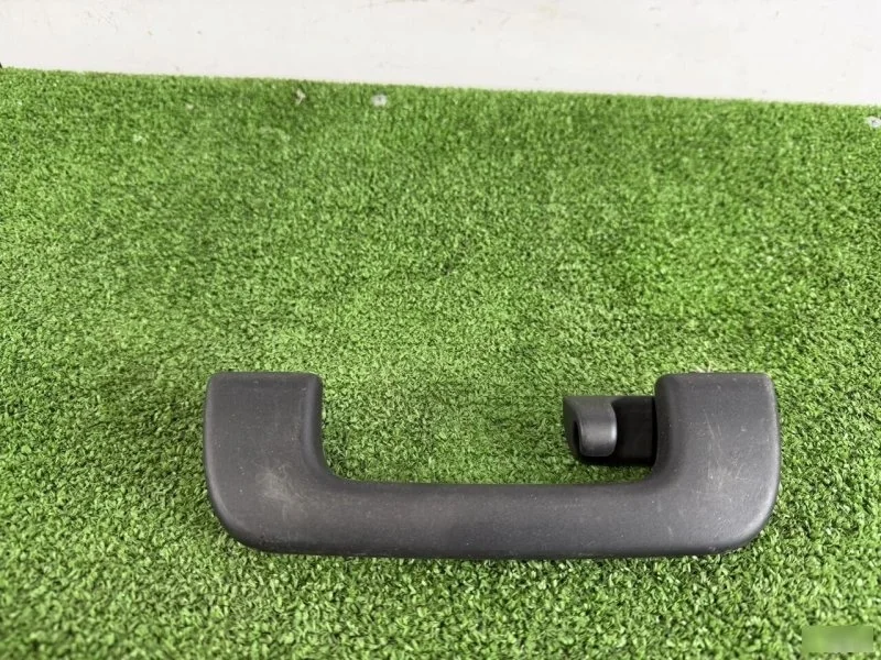 Ручка потолка Audi Q5 4G