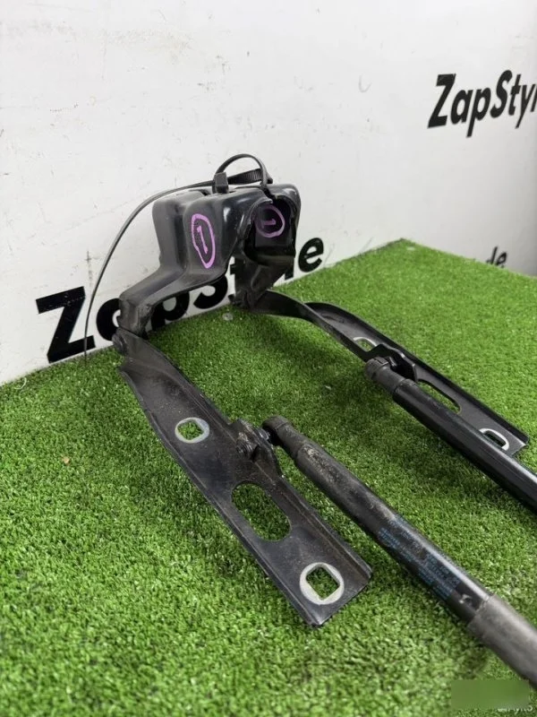 Петли капота Audi Q5 8R