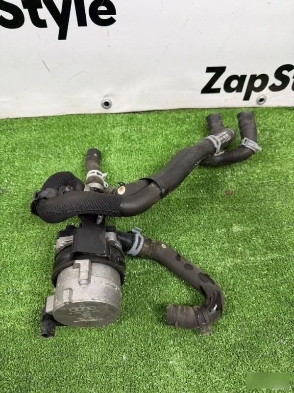 Помпа электрическая Audi S7