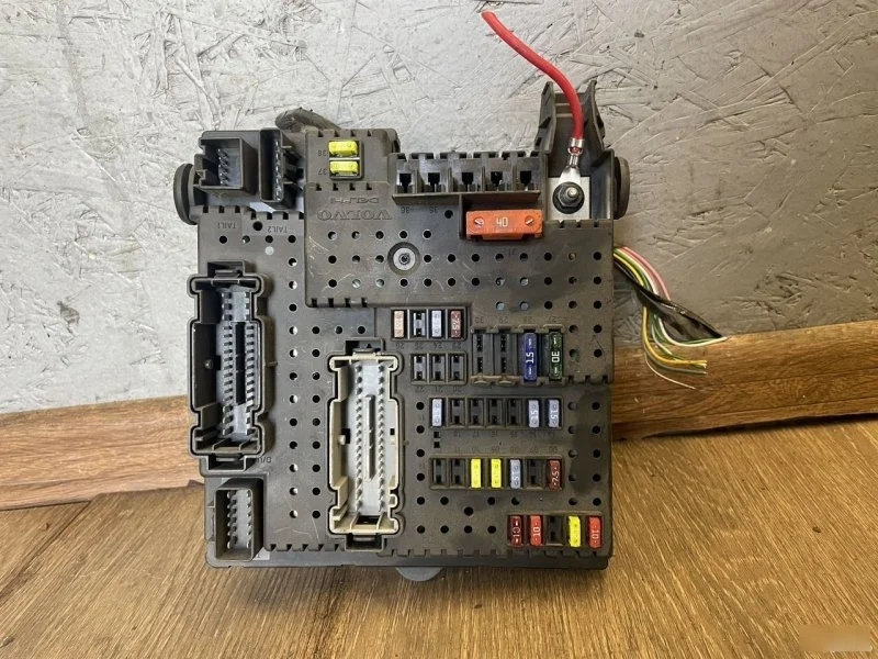 Блок предохранителей Volvo XC90 2014-2019