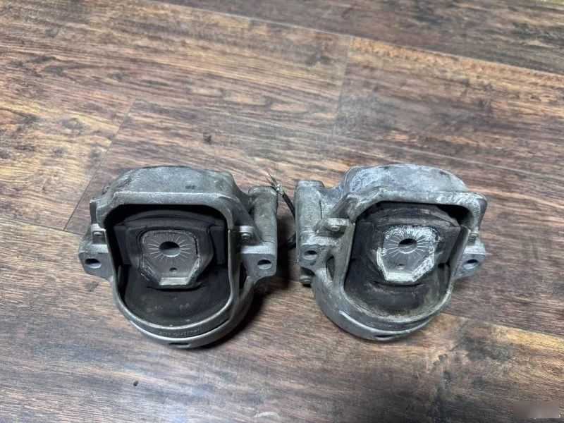 Подушка двигателя Audi A4 B8