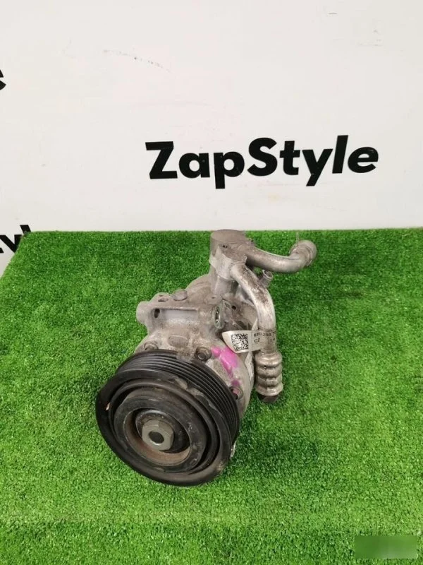 Компрессор кондиционера Audi A5 8T