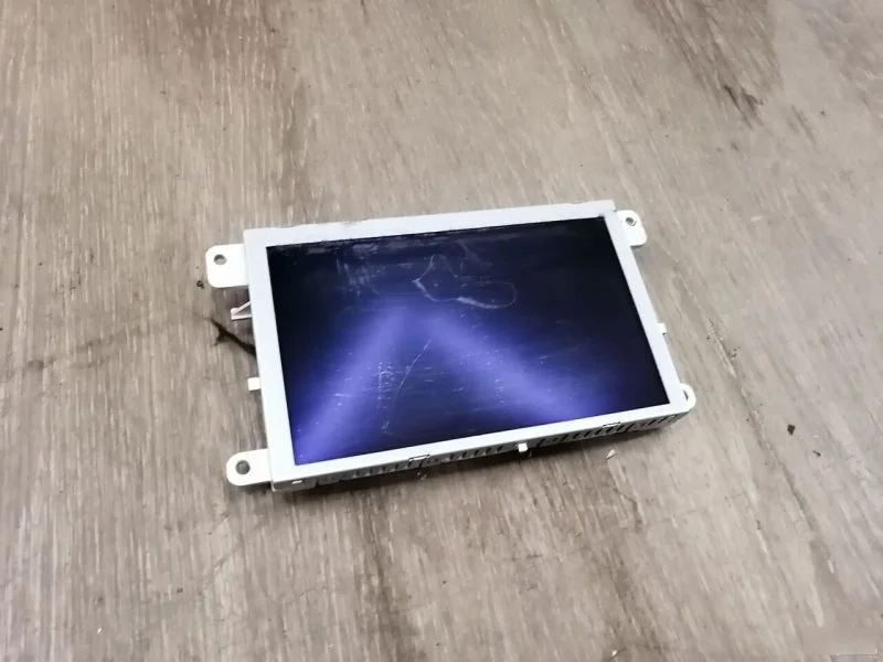 Дисплей информационный Audi Q5 8R