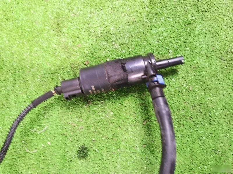 Насос омывателя фар Audi Q5 8R