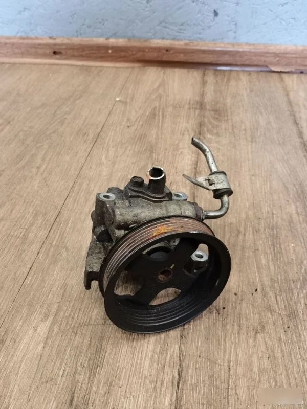 Насос гур Ford Connect