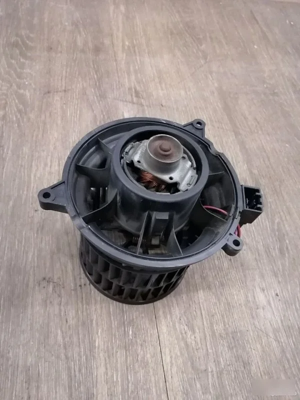 Мотор отопителя Ford Fiesta 2002-2008