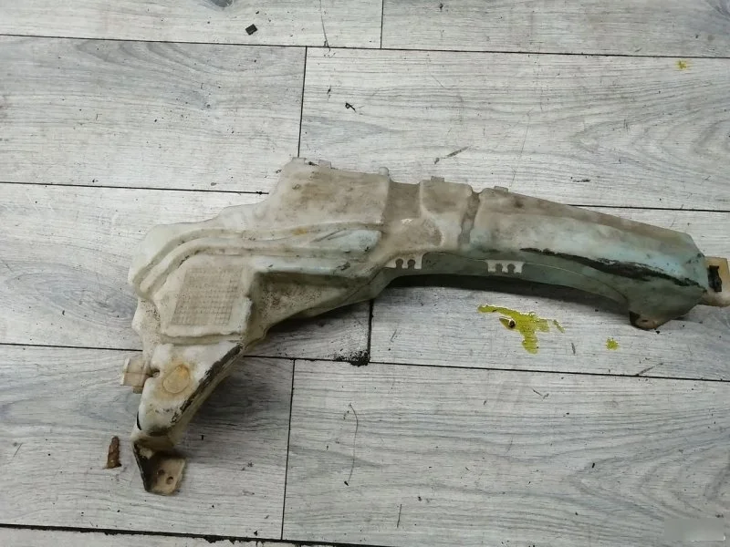 Бачок омывателя Ford Focus