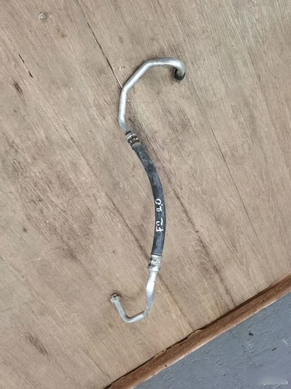 Трубка кондиционера Ford Focus 2