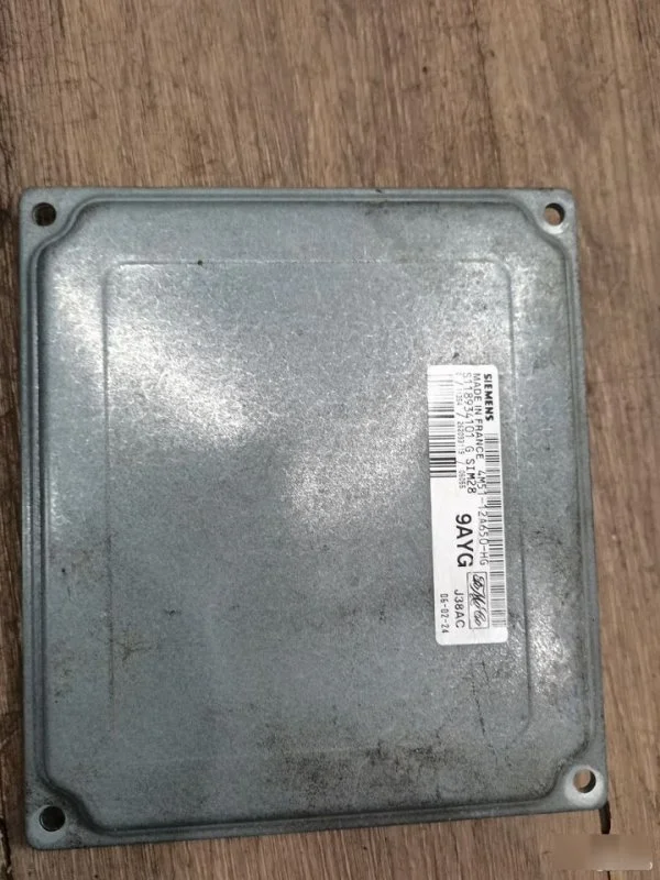 Блок управления Ford Focus 2