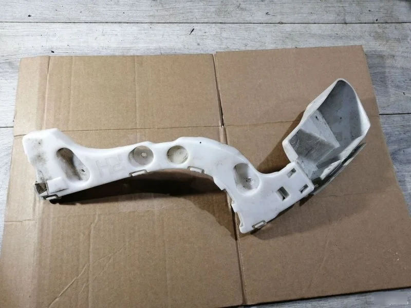 Кронштейн бампера Ford Focus 3