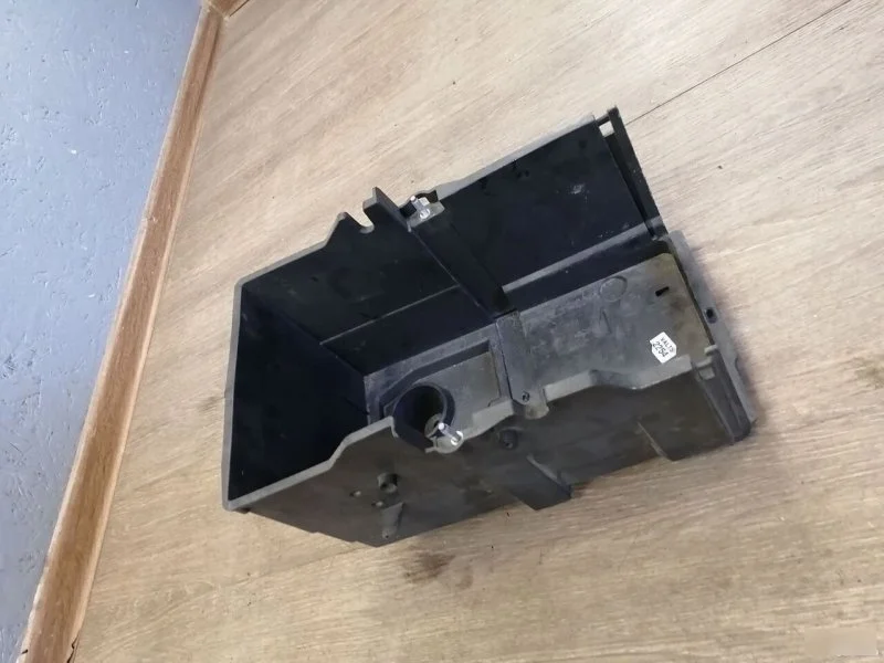 Площадка акб Ford Focus 3