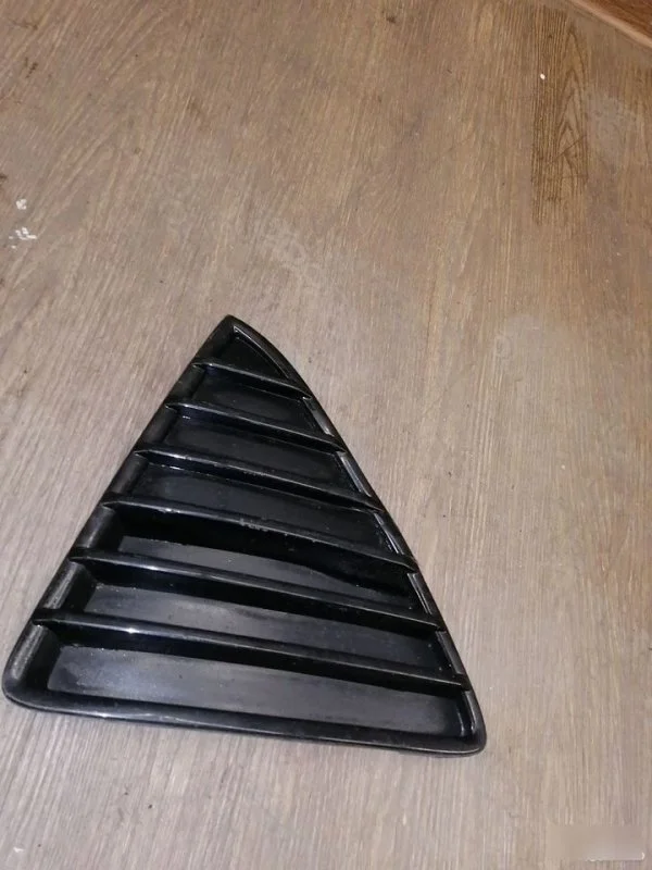 Решетка бампера Ford Focus 3