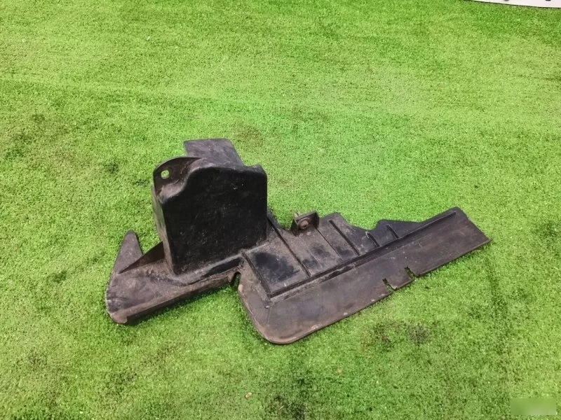 Дефлектор радиатора Ford Kuga 1