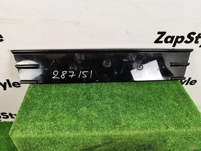 Решетка бампера Ford Kuga 2