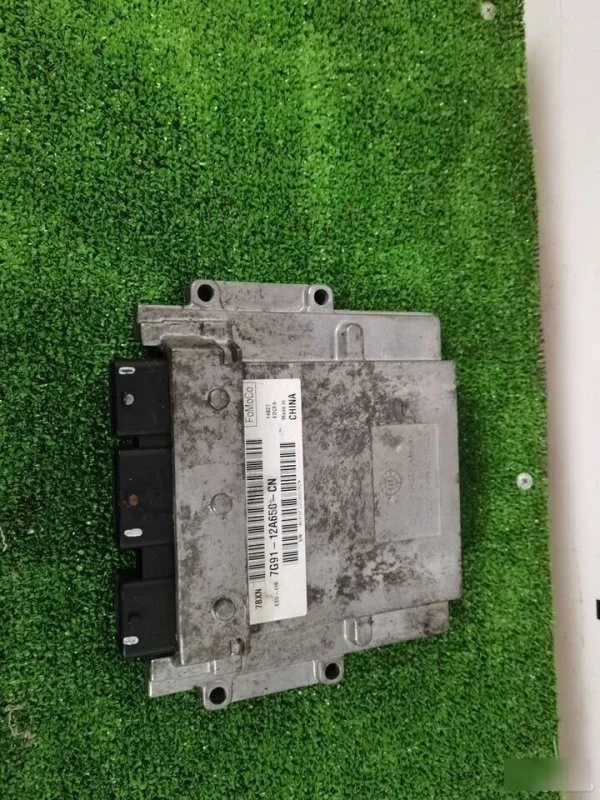 Блок управления двс Ford Mondeo 4