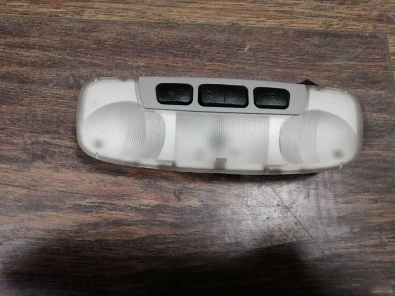 Плафон салонный Ford