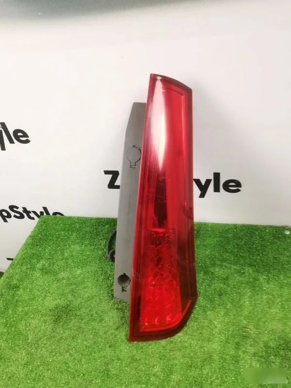 Фонарь Kia Ceed 1