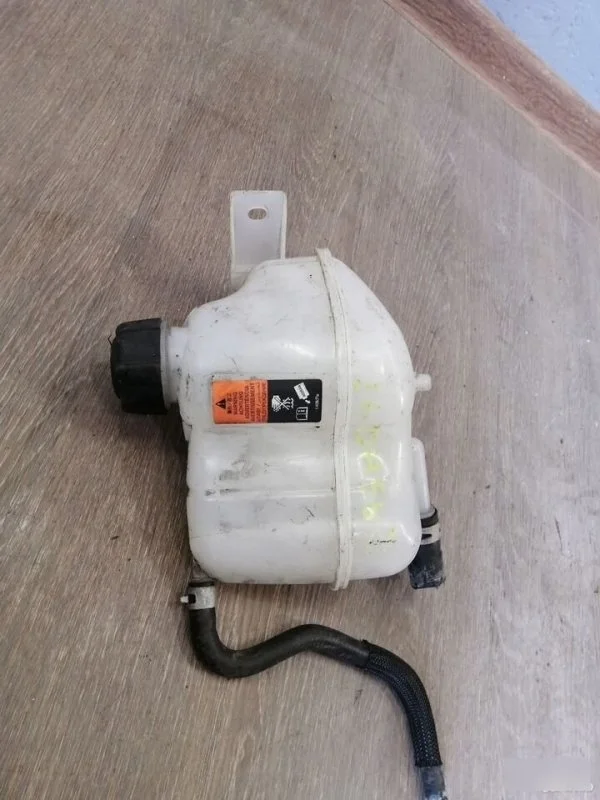 Бачок расширительный Nissan Qashqai J11