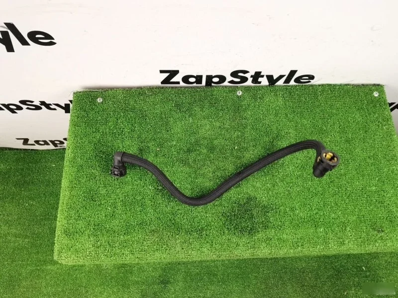 Трубка системы охлаждения Volvo XC60