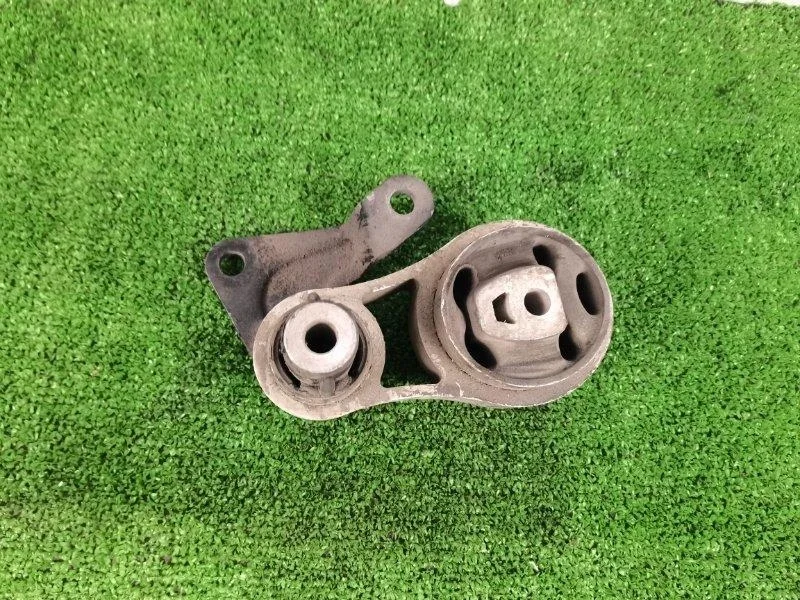 Подушка мкпп ford fusion 2009