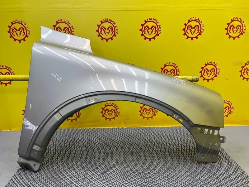 Крыло Volvo XC90 2007 30796495 2.4 D5244T4, переднее правое