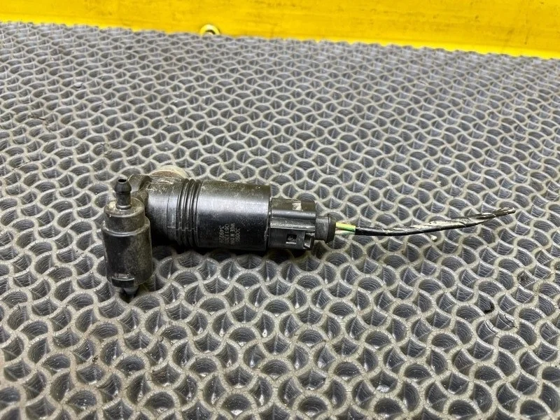 Моторчик омывателя фар Land Rover Freelander 2 2007 LR002301 2.2 EFI TC DW12