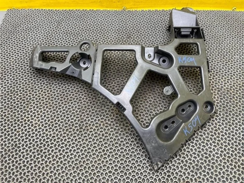 Кронштейн бампера Renault Megane 2012 850440006R 3 1.5 DCI (K9K), задний правый