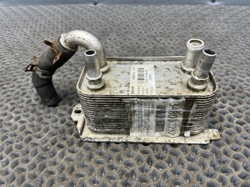 Радиатор акпп Land Rover Freelander 2 2007 LR002916 2.2 EFI TC DW12