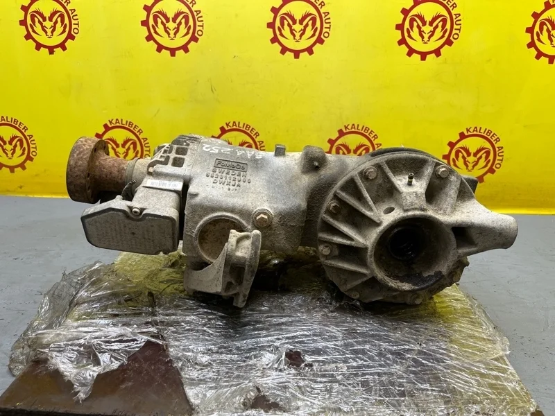 Редуктор Land Rover Freelander 2 2007 LR003138 2.2 EFI TC DW12, задний