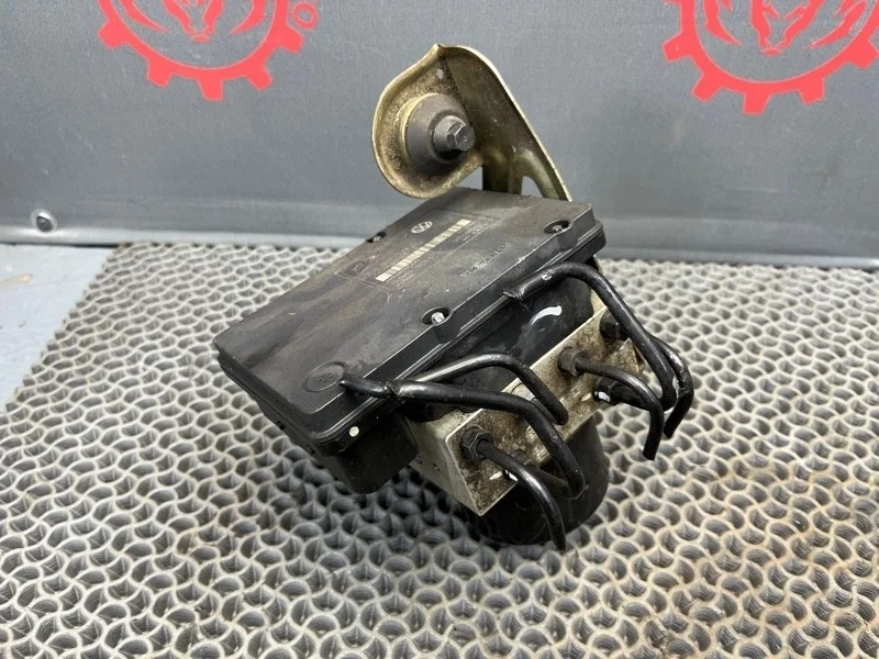 Блок abs Volkswagen Touareg 2006 7L0614111H 3.0 BKS