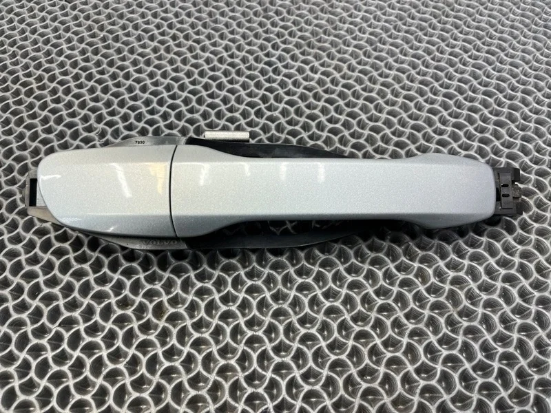 Ручка двери Volvo XC90 2011 30699553 2.4 D5244T4, задняя правая