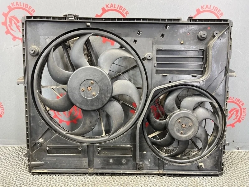 Вентилятор радиатора Volkswagen Touareg 2004 7L0121207D 7LA 2.5 BAC 033884