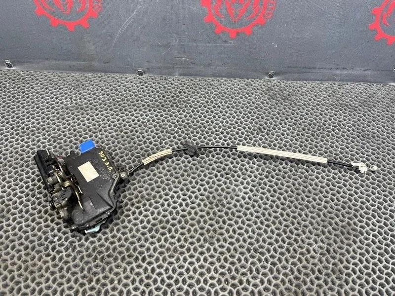 Замок двери Volkswagen Touareg 2004 7L0839015D 7LA 2.5 BAC 033884, задний левый