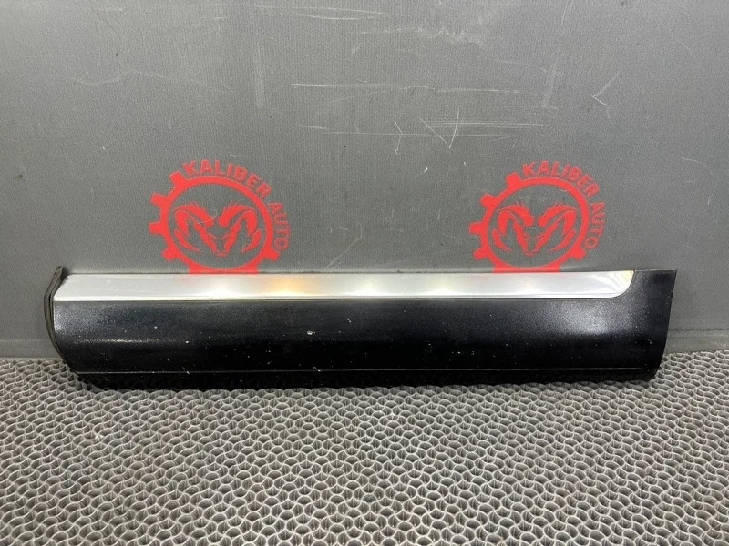 Молдинг двери Volkswagen Touareg 2007 7L9839787B 7L6 3.0 BKS, задний левый