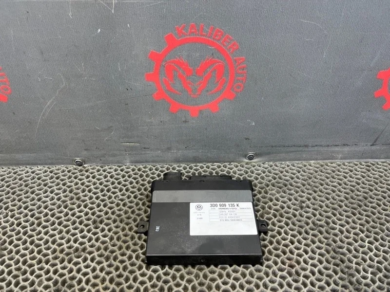 Блок управления центральным замком Porsche cayenne S 2003 3D0909135K 955 4.5 M48.00