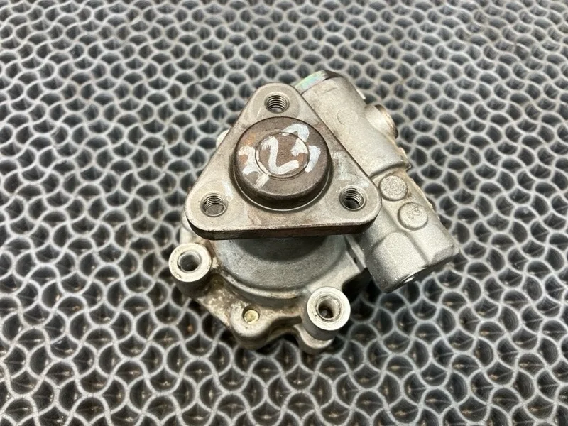 Насос гидроусилителя Porsche cayenne S 2003 94831405004 955 4.5 M48.00