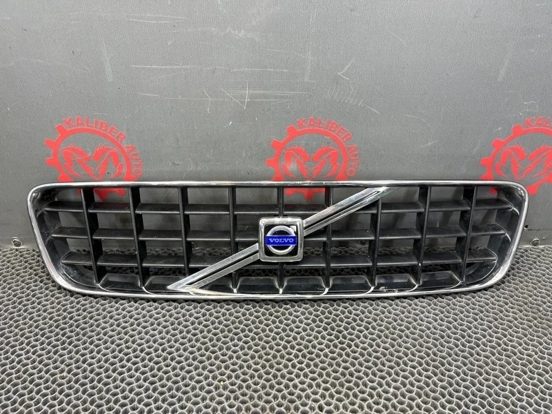 Решетка радиатора Volvo XC90 2006 8620641 2.4 D5244T 322802