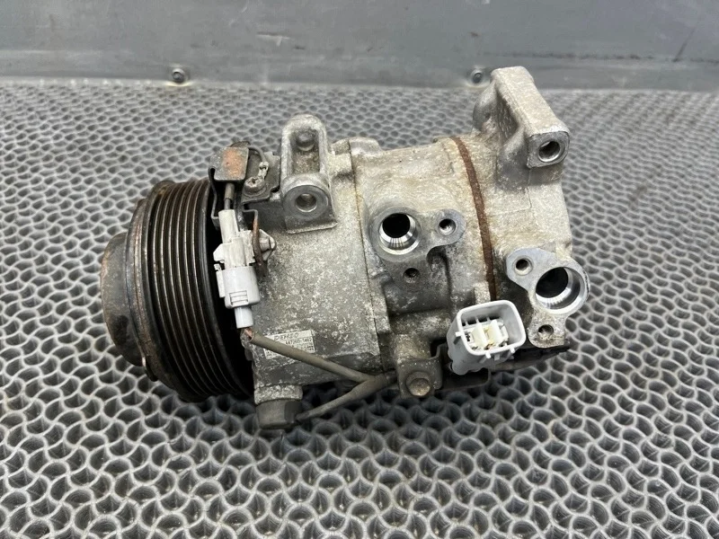Компрессор кондиционера Lexus GS300 2006 883203A300 3.0 3GR-FSE