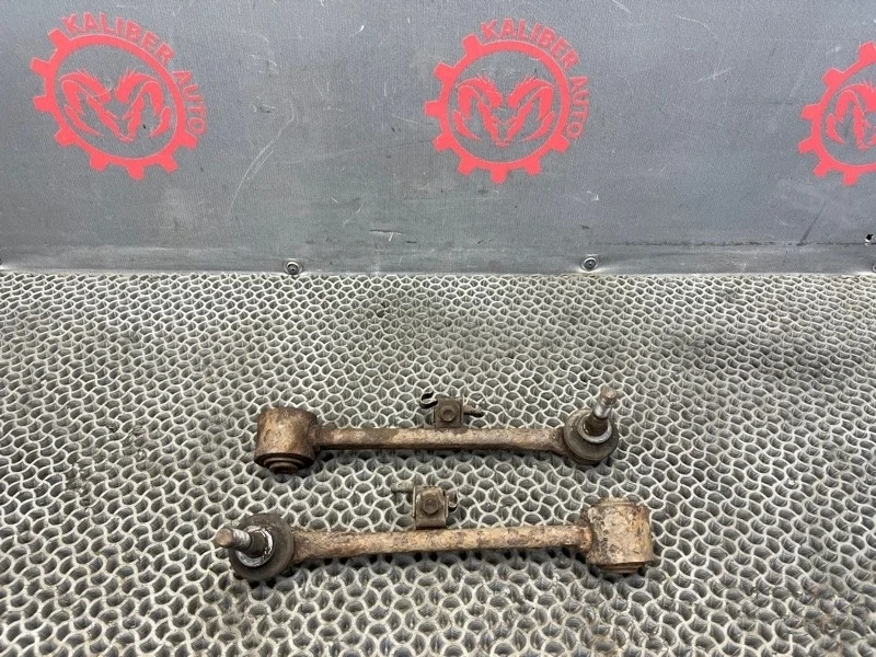 Рычаг Lexus GS300 2006 4870553020 3.0 3GR-FSE, задний