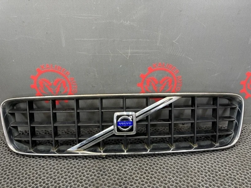 Решетка радиатора Volvo XC90 2006 8620641 2.4 D5244T