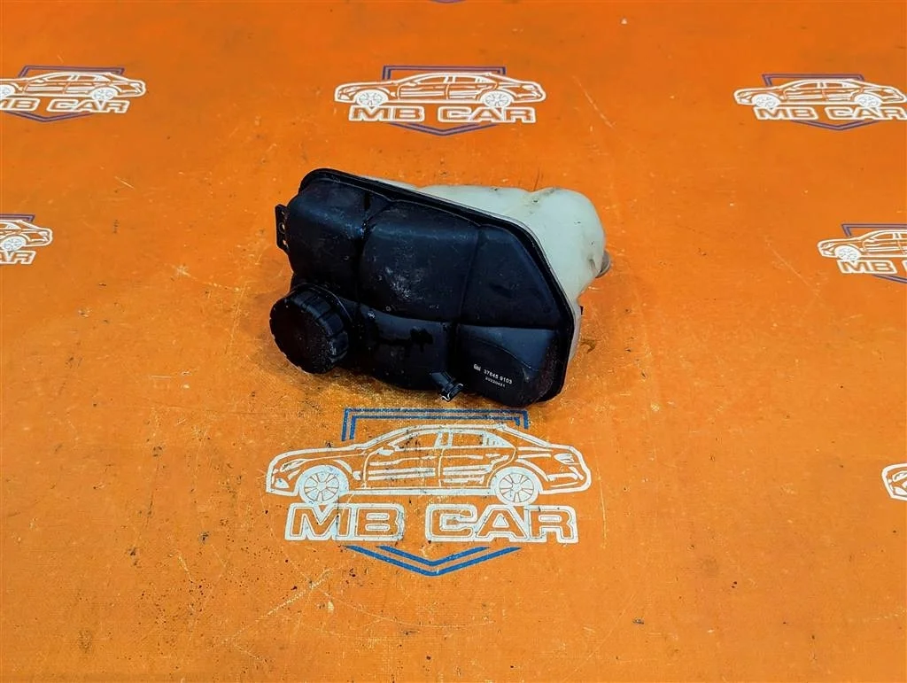 Бачок расширительный Mercedes-Benz