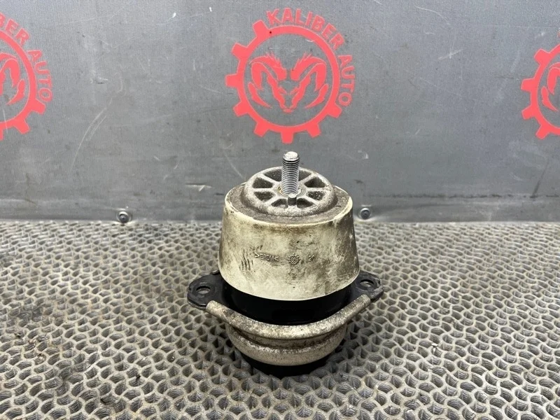 Опора двигателя Volkswagen Touareg 2007 7L8199131A 7L6 3.0 BKS