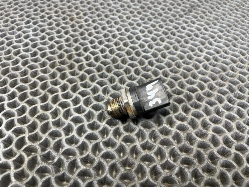 Датчик давления топлива Mercedes Benz V-Class 2008 A0061536528 W-639 646.980