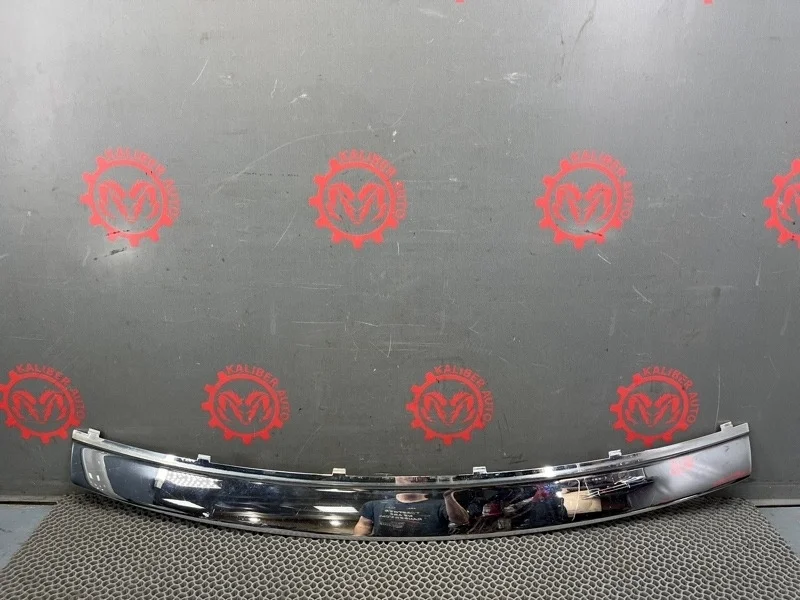 Накладка замка багажника Volkswagen Touareg 2006 7L68077878Z8 7LA 3.0 BKS