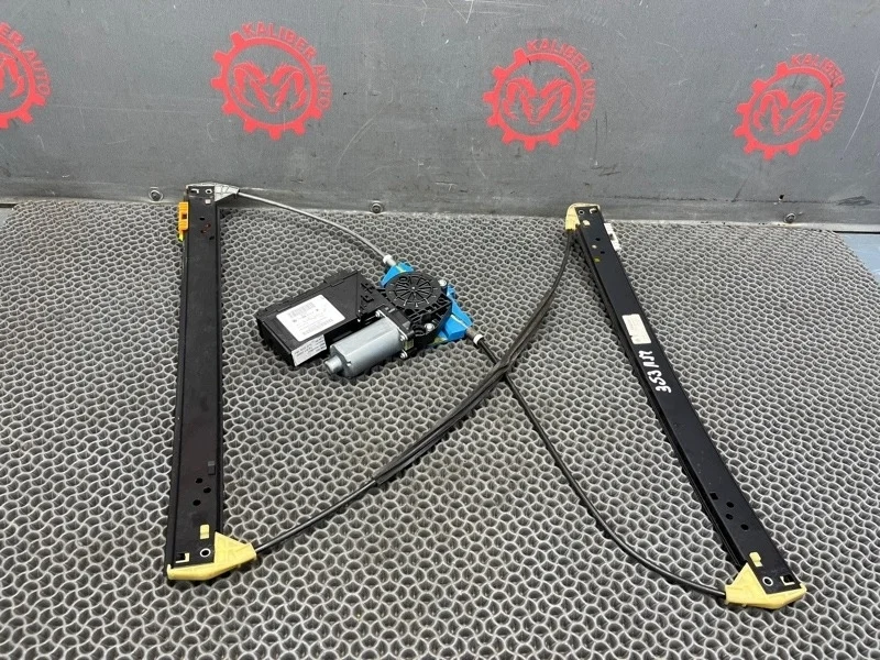 Стеклоподъемник Volkswagen Touareg 2006 7L0837461F 7LA 3.0 BKS, передний левый