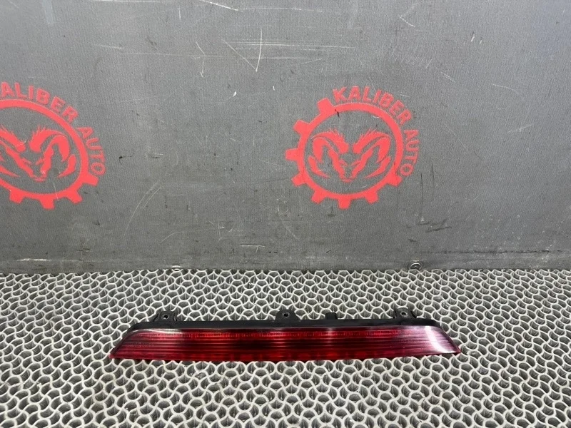 Фонарь стоп сигнал Audi Q7 2007 4L0945097 3.0 BUG, задний