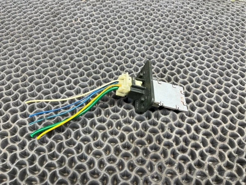 Резистор печки Hyundai Grand Starex/H1 2010 971154H000 2.5 D4CB