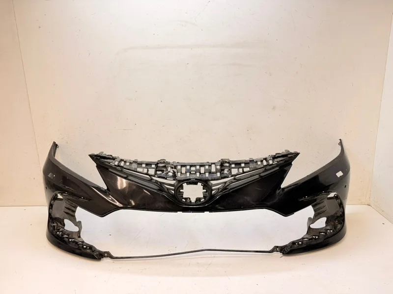 Бампер Toyota Camry 2020- V70